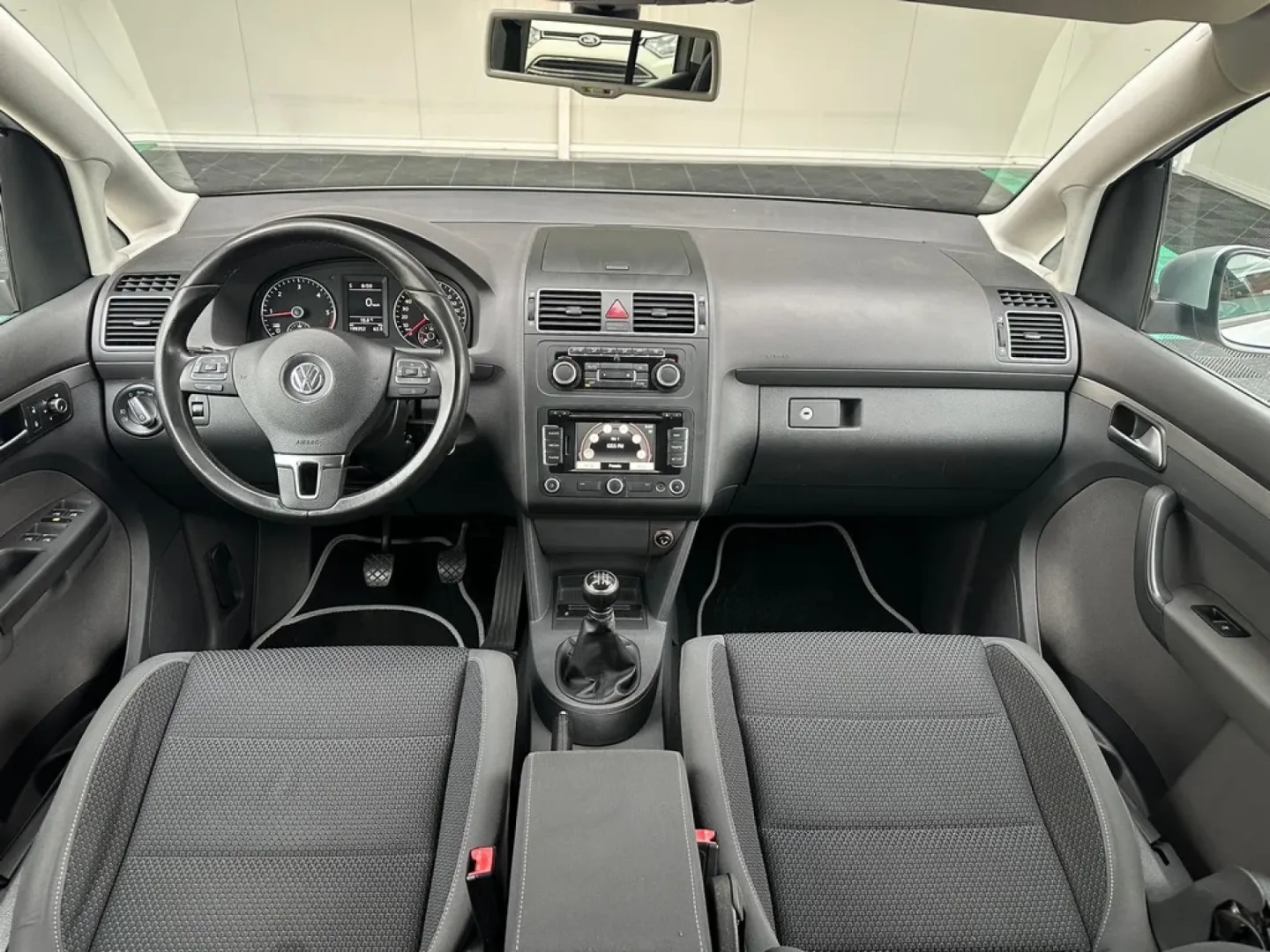Cumpara/ Vinde online Volkswagen Touran 2012 SH, la cel mai bun pret pentru tine!