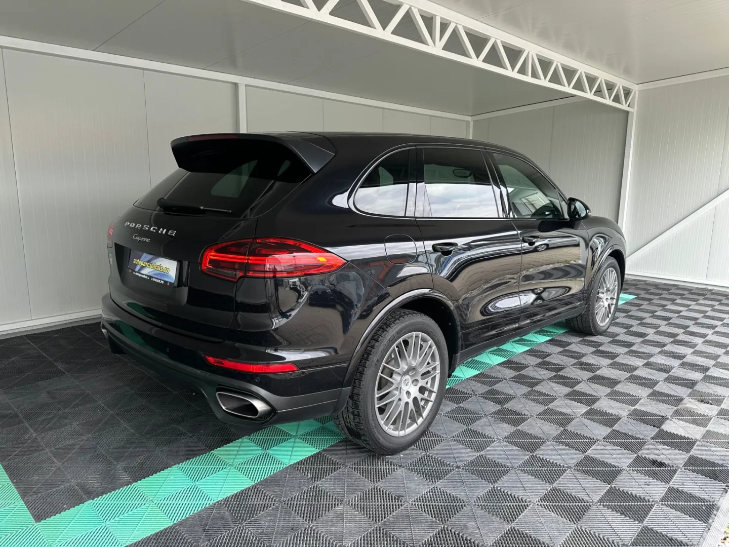 Cumpara/ Vinde online Porsche Cayenne 2017 SH, la cel mai bun pret pentru tine!