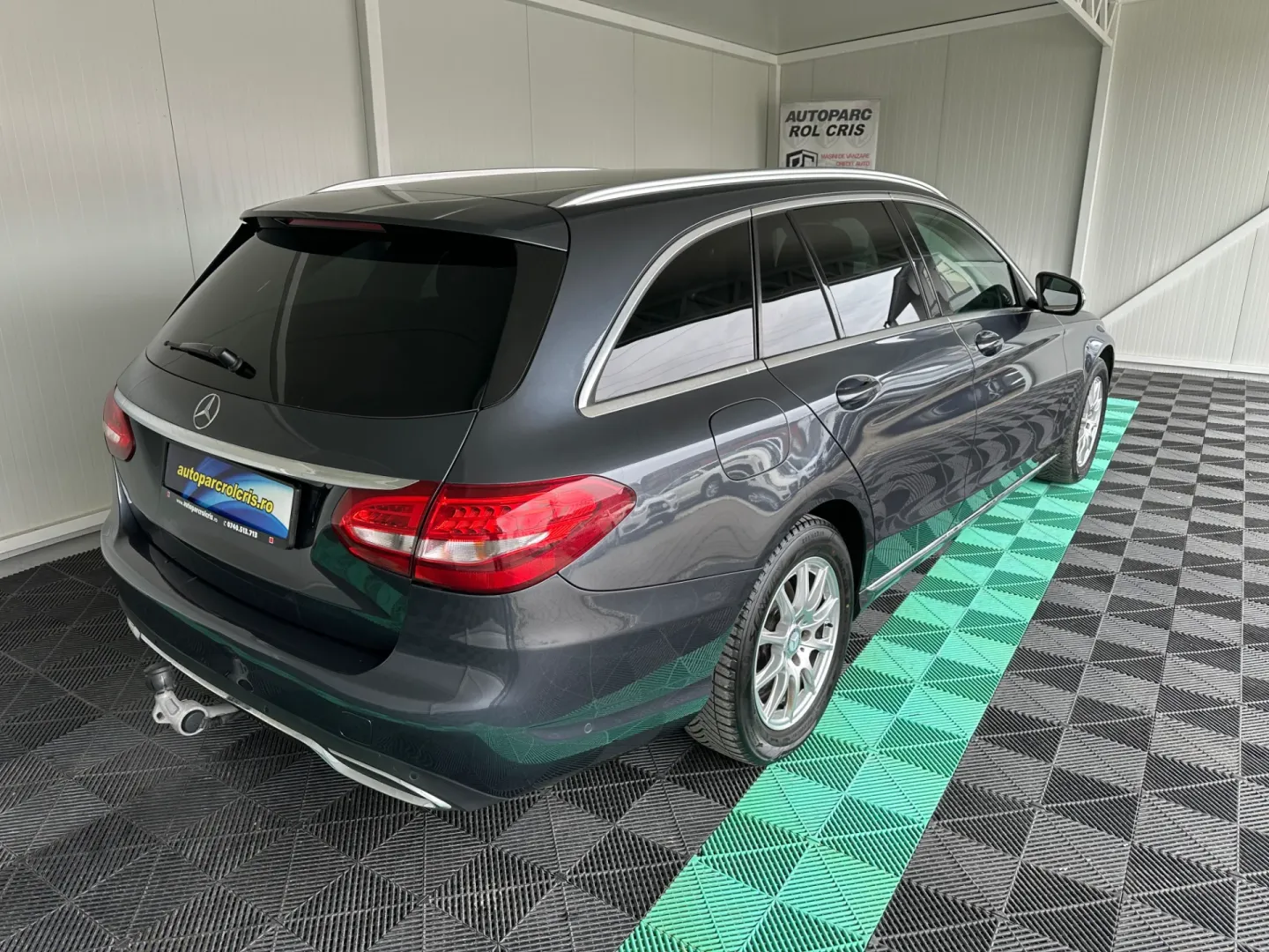 Cumpara/ Vinde online Mercedes-Benz C-Class 2014 SH, la cel mai bun pret pentru tine!