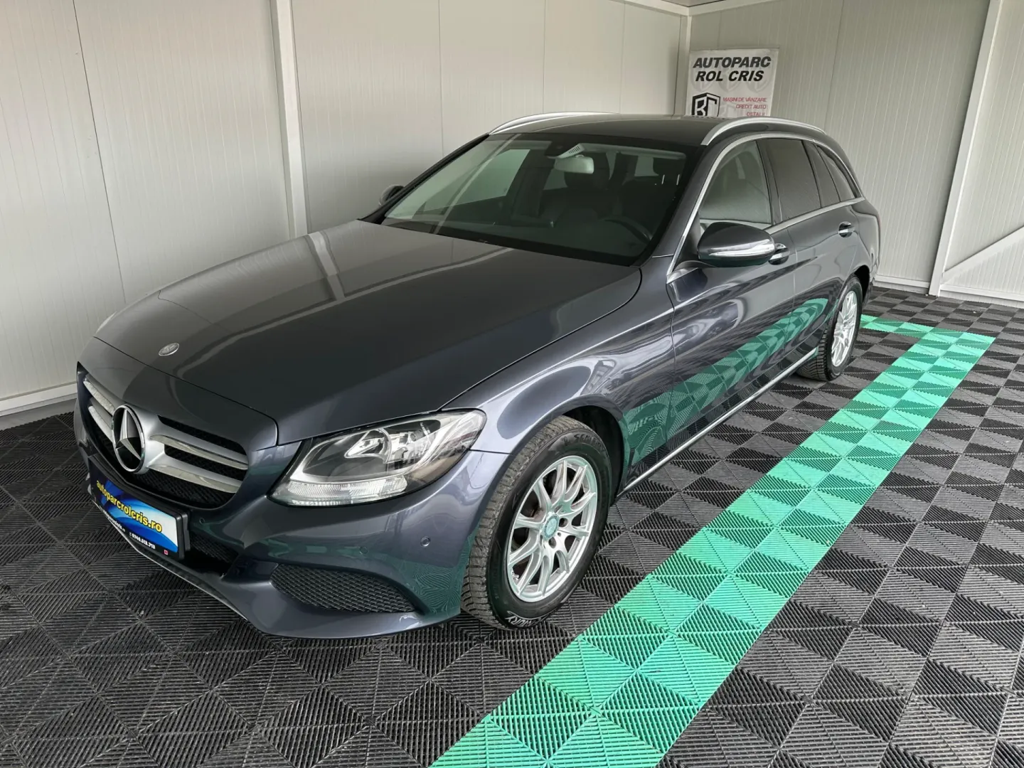 Cumpara/ Vinde online Mercedes-Benz C-Class 2014 SH, la cel mai bun pret pentru tine!