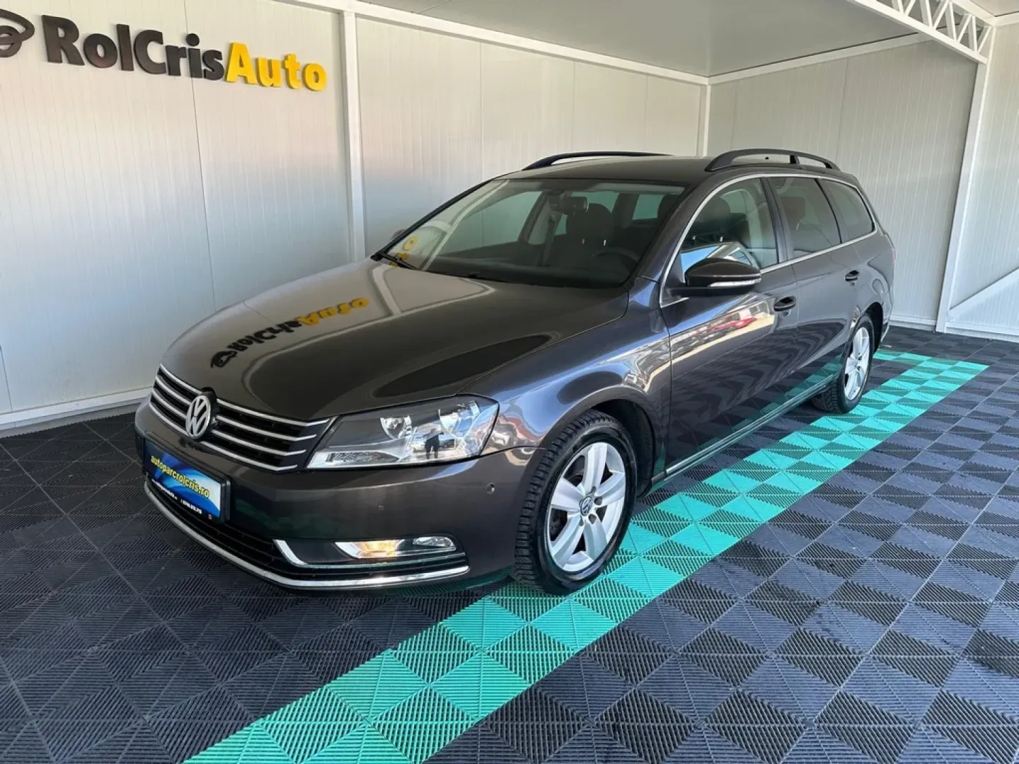 Cumpara/ Vinde online Volkswagen Passat 2013 SH, la cel mai bun pret pentru tine!