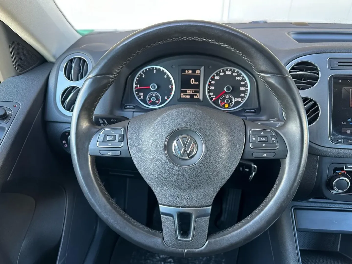 Cumpara/ Vinde online Volkswagen Tiguan 2014 SH, la cel mai bun pret pentru tine!