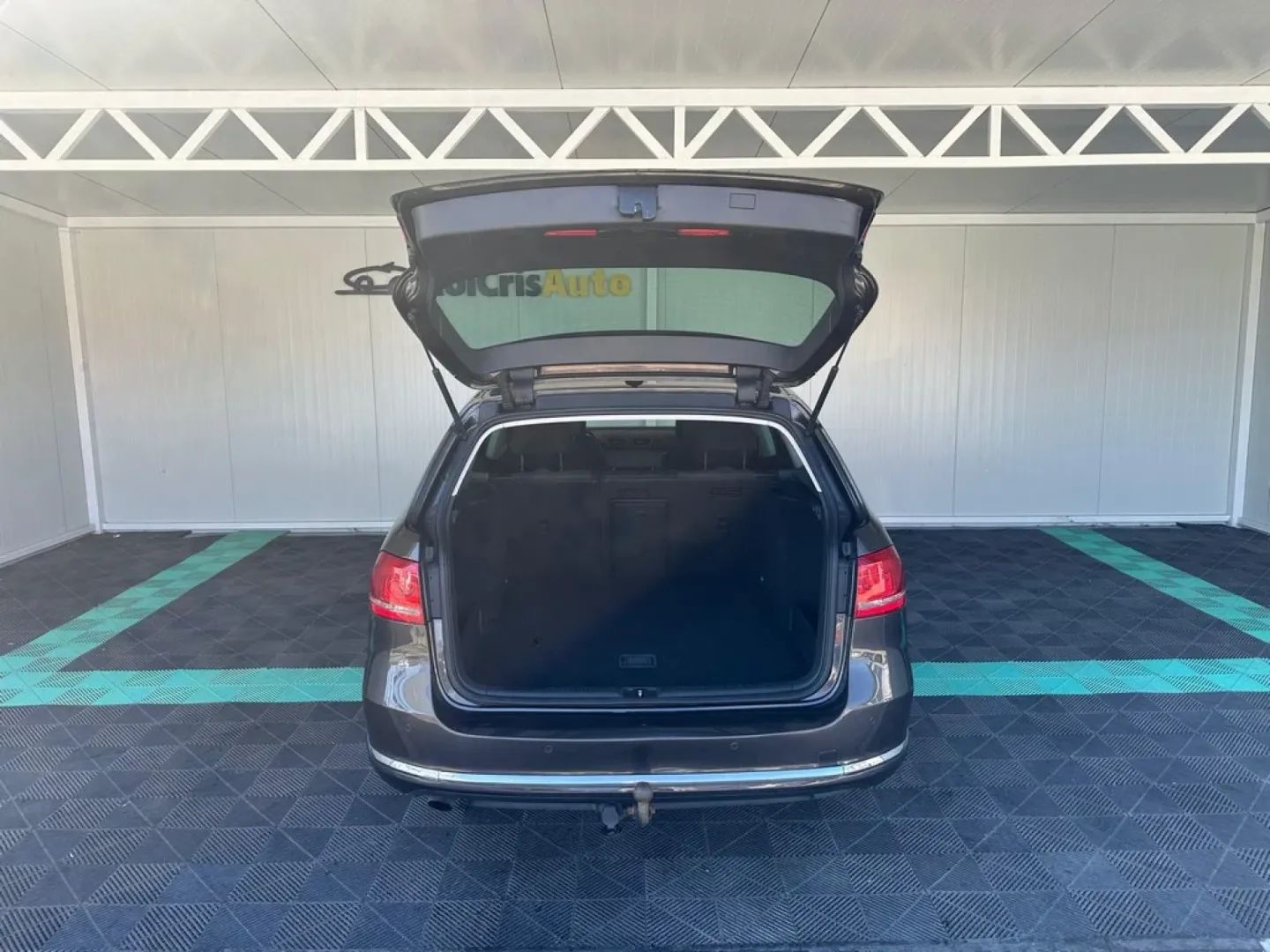 Cumpara/ Vinde online Volkswagen Passat 2013 SH, la cel mai bun pret pentru tine!