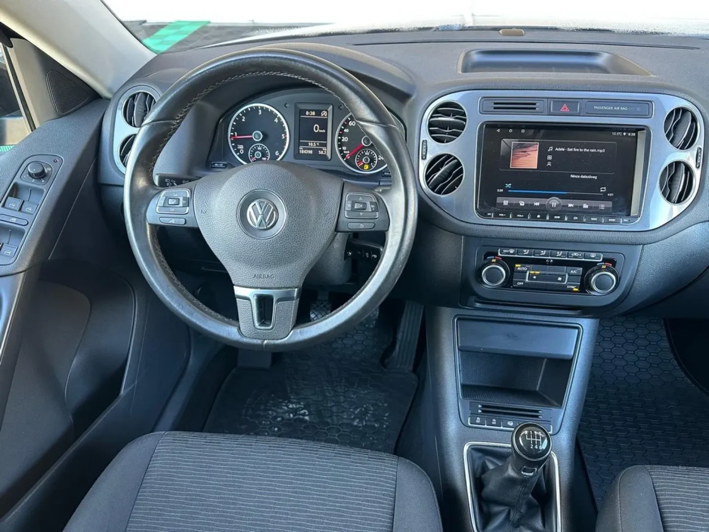 Cumpara/ Vinde online Volkswagen Tiguan 2014 SH, la cel mai bun pret pentru tine!