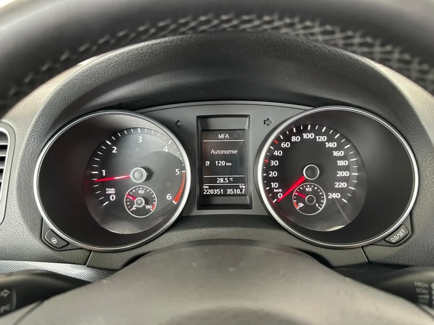 Cumpara/ Vinde online Volkswagen Golf 2010 SH, la cel mai bun pret pentru tine!