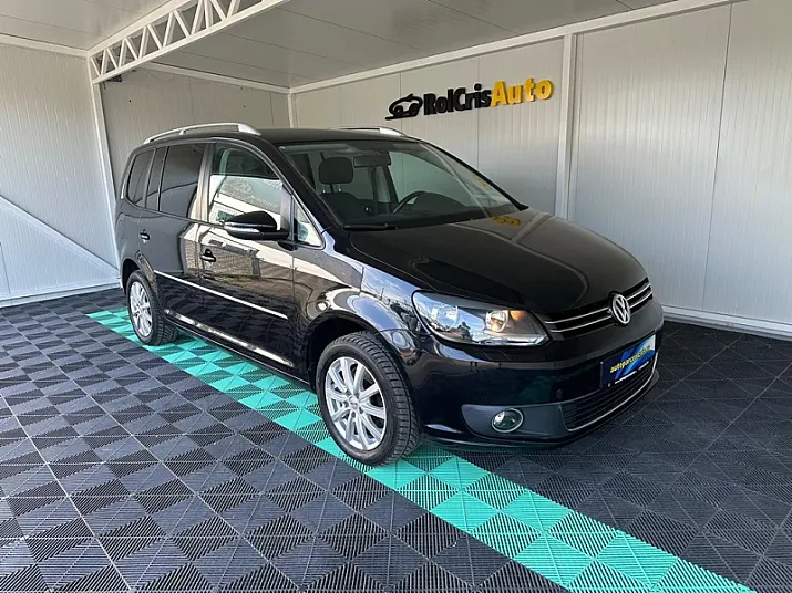 Cumpără / Vinde Volkswagen Touran 2014 SH, la cel mai bun pret pentru tine!