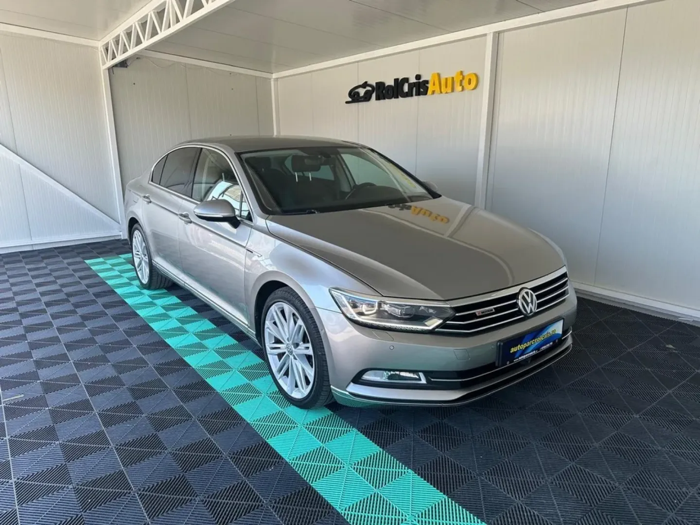 Cumpara/ Vinde online Volkswagen Passat 2016 SH, la cel mai bun pret pentru tine!