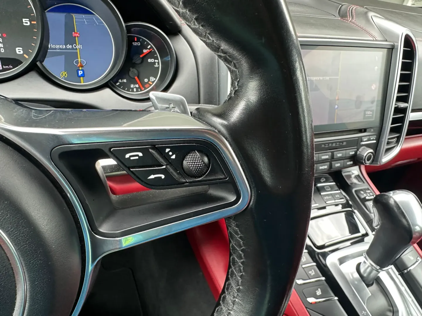 Cumpara/ Vinde online Porsche Cayenne 2017 SH, la cel mai bun pret pentru tine!