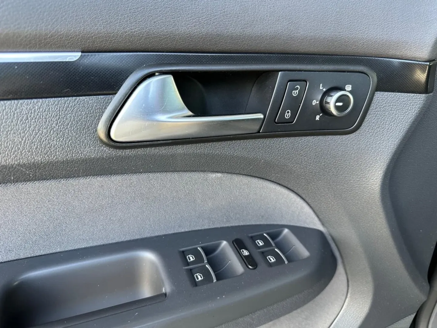 Cumpara/ Vinde online Volkswagen Touran 2014 SH, la cel mai bun pret pentru tine!