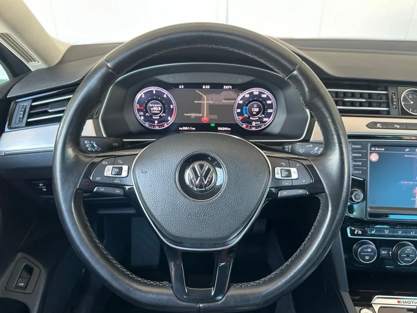 Cumpara/ Vinde online Volkswagen Passat 2016 SH, la cel mai bun pret pentru tine!