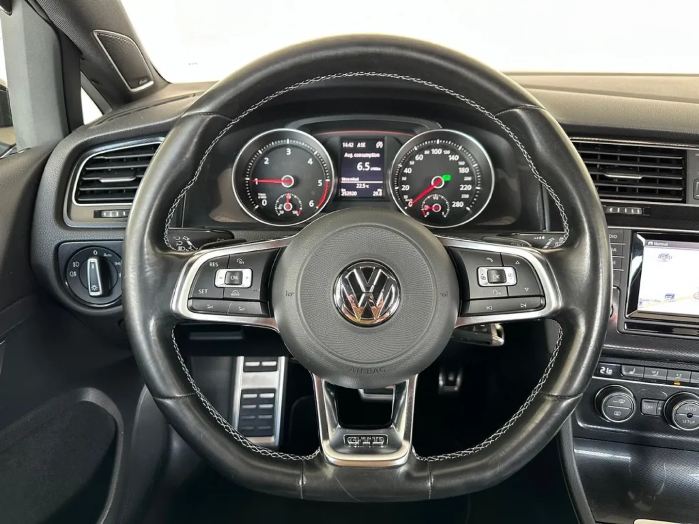 Cumpara/ Vinde online Volkswagen Golf 2014 SH, la cel mai bun pret pentru tine!