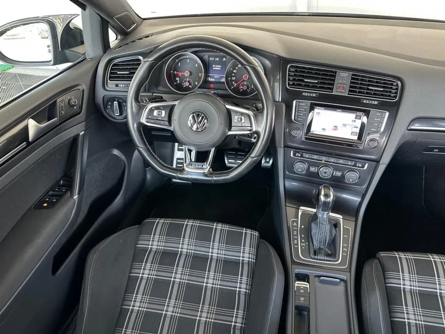 Cumpara/ Vinde online Volkswagen Golf 2014 SH, la cel mai bun pret pentru tine!