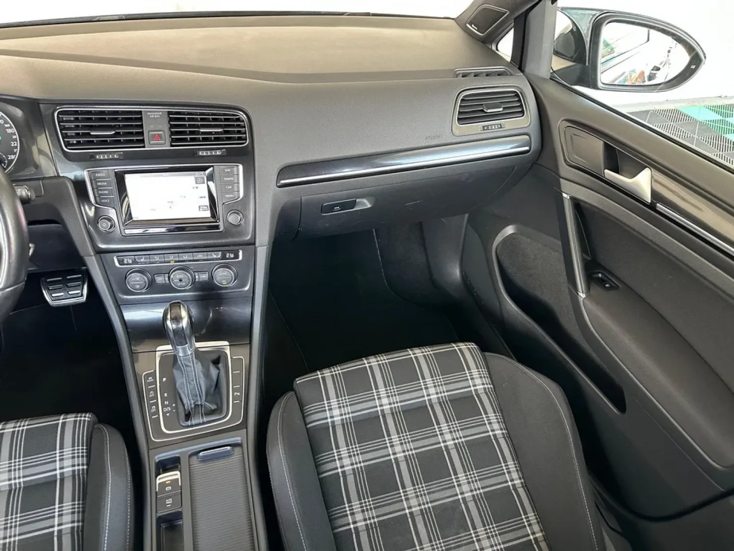 Cumpara/ Vinde online Volkswagen Golf 2014 SH, la cel mai bun pret pentru tine!