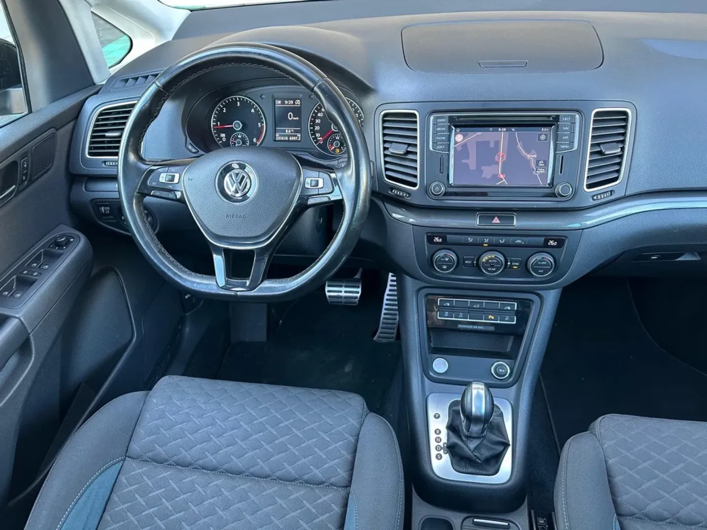 Cumpara/ Vinde online Volkswagen Sharan 2020 SH, la cel mai bun pret pentru tine!