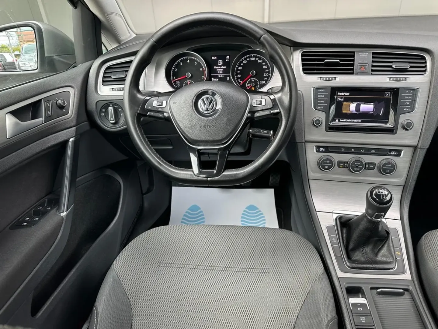 Cumpara/ Vinde online Volkswagen Golf 2014 SH, la cel mai bun pret pentru tine!