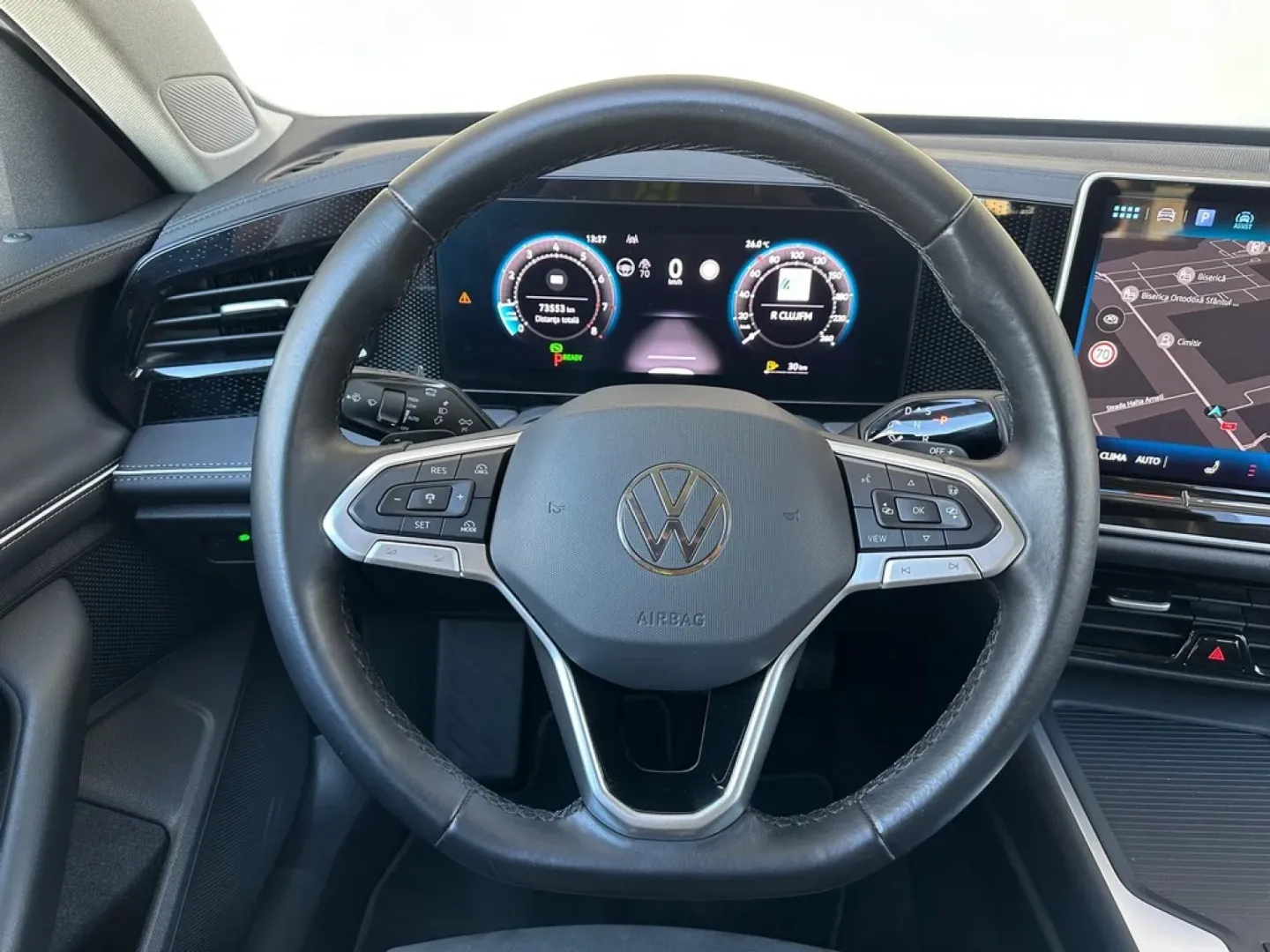 Cumpara/ Vinde online Volkswagen Passat 2025 SH, la cel mai bun pret pentru tine!