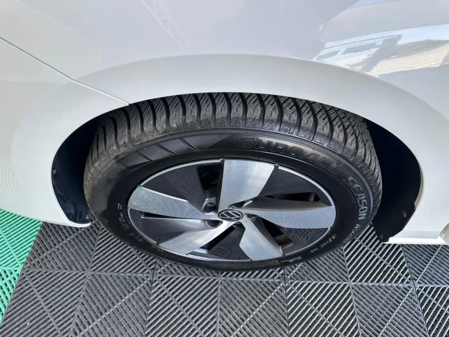 Cumpara/ Vinde online Volkswagen Passat 2025 SH, la cel mai bun pret pentru tine!