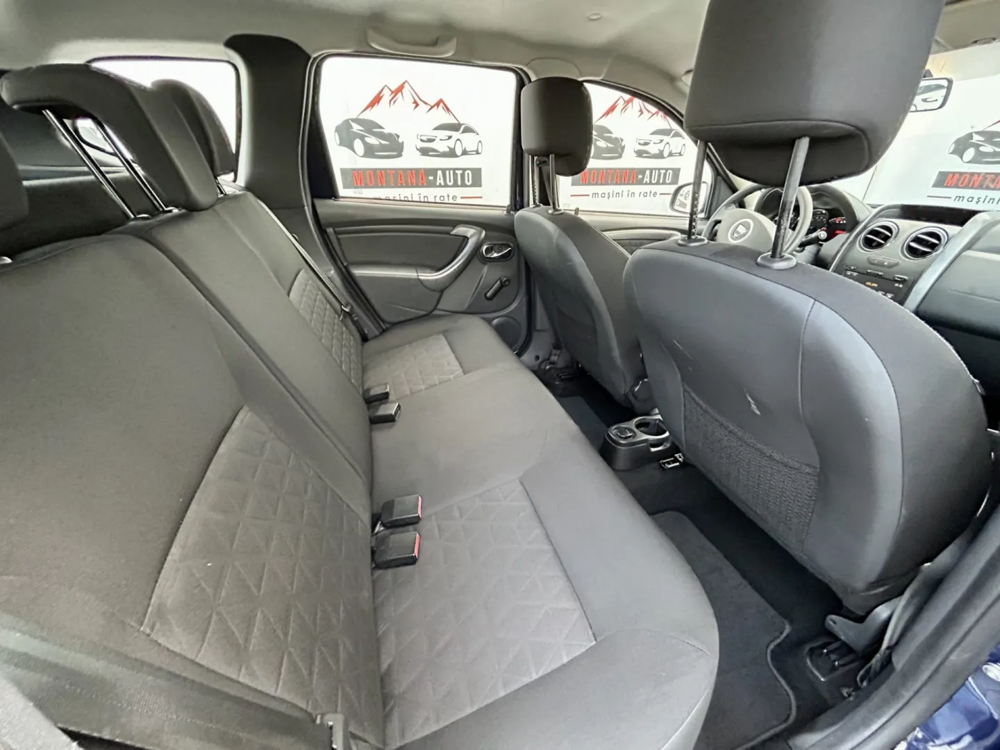 Cumpara/ Vinde online Dacia Duster 2015 SH, la cel mai bun pret pentru tine!