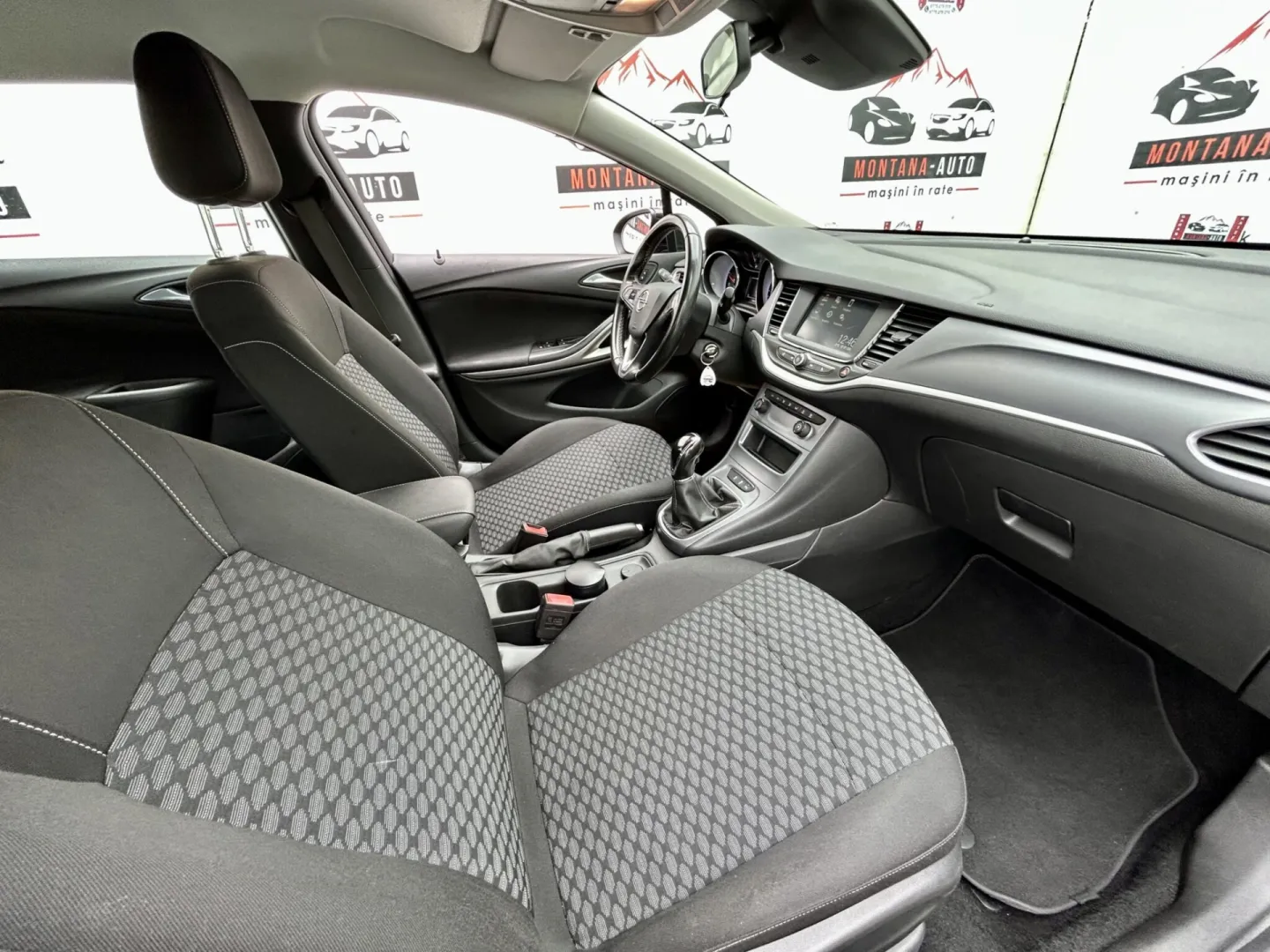 Cumpara/ Vinde online Opel Astra 2021 SH, la cel mai bun pret pentru tine!