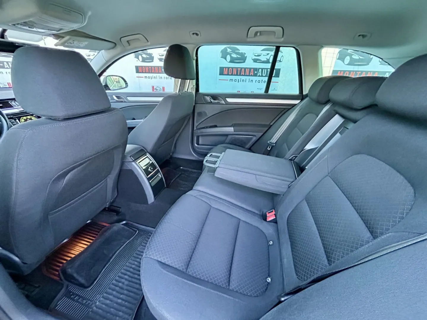 Cumpara/ Vinde online Skoda Superb 2014 SH, la cel mai bun pret pentru tine!