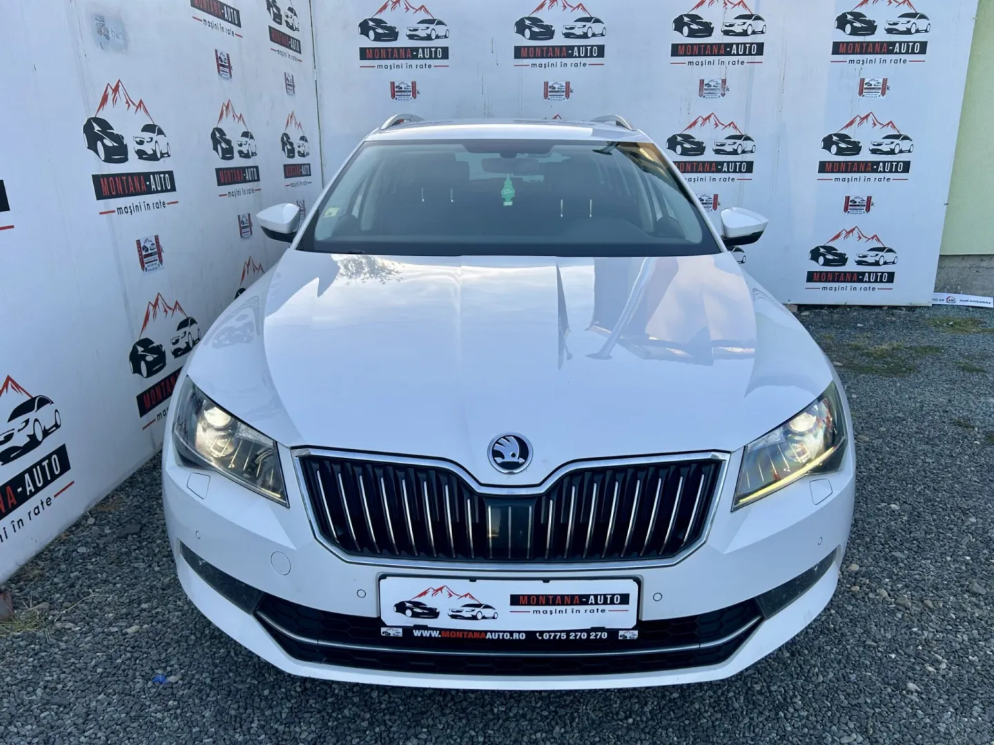 Cumpara/ Vinde online Skoda Superb 2016 SH, la cel mai bun pret pentru tine!