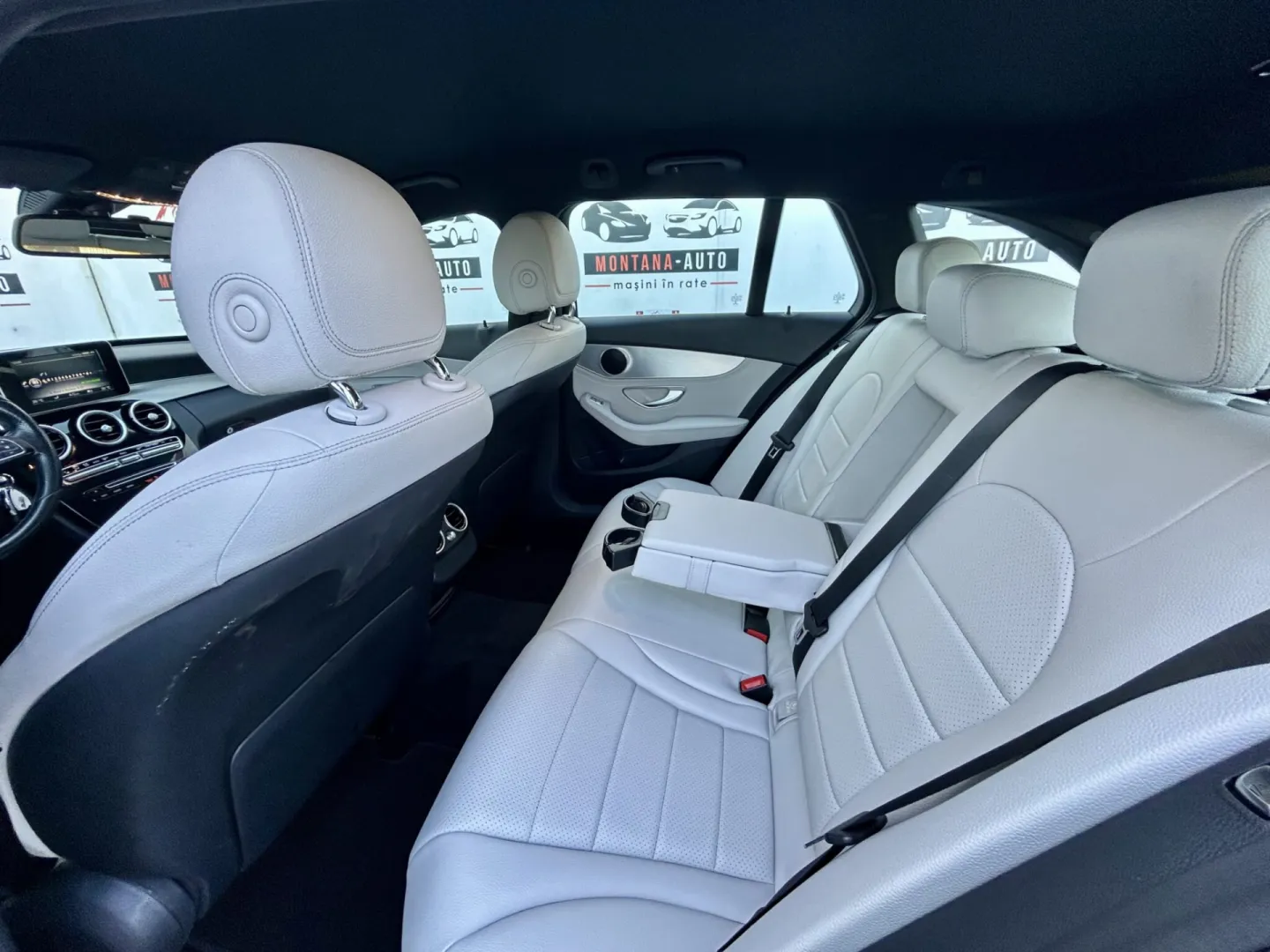 Cumpara/ Vinde online Mercedes-Benz C-Class 2015 SH, la cel mai bun pret pentru tine!
