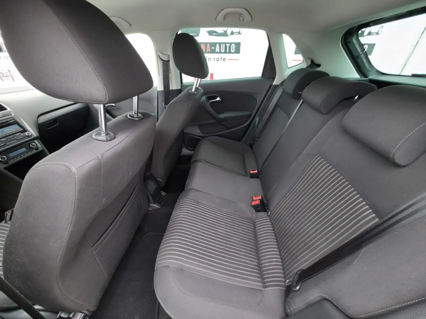 Cumpara/ Vinde online Volkswagen Polo 2010 SH, la cel mai bun pret pentru tine!