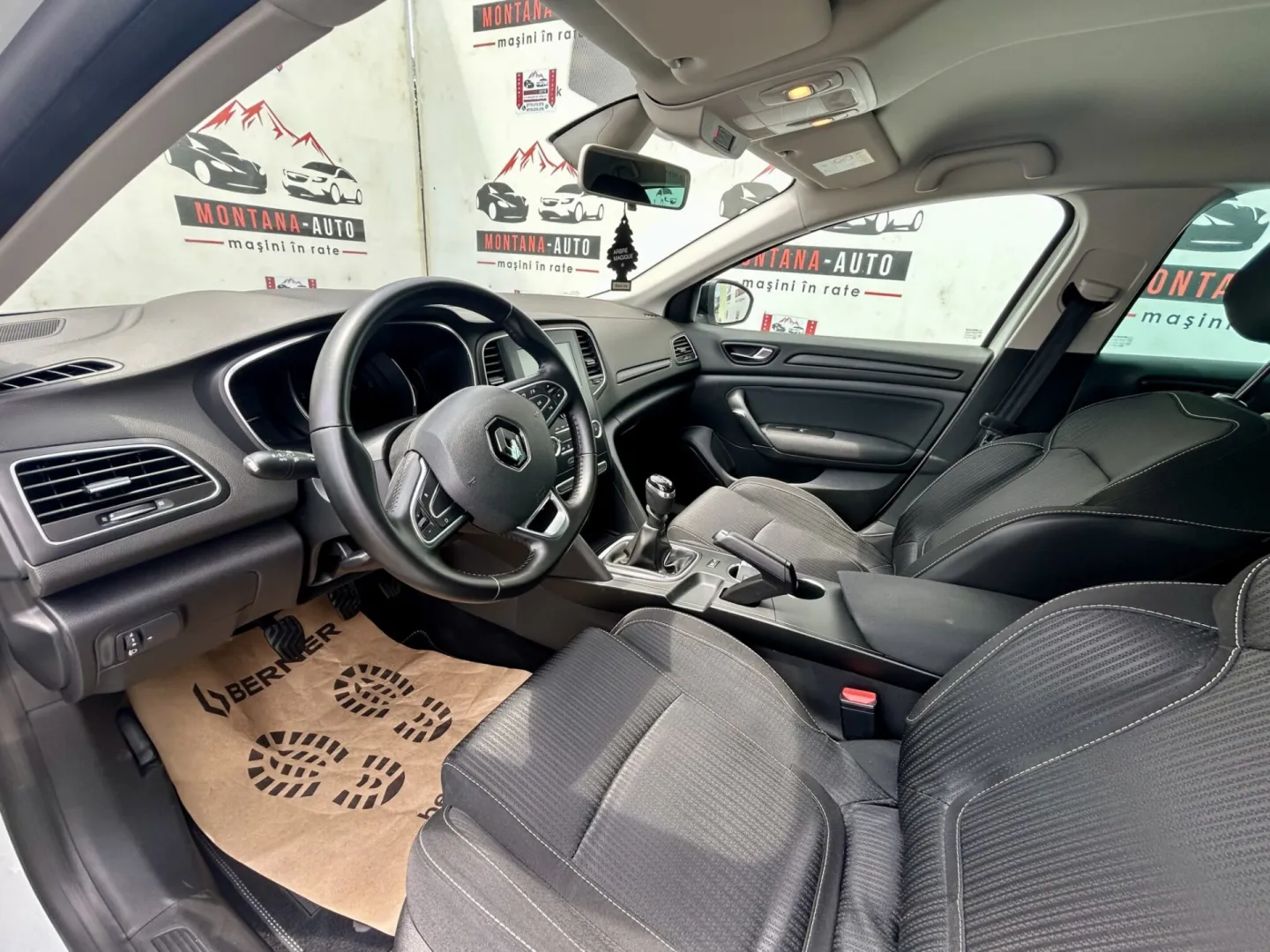 Cumpara/ Vinde online Renault Megane 2018 SH, la cel mai bun pret pentru tine!