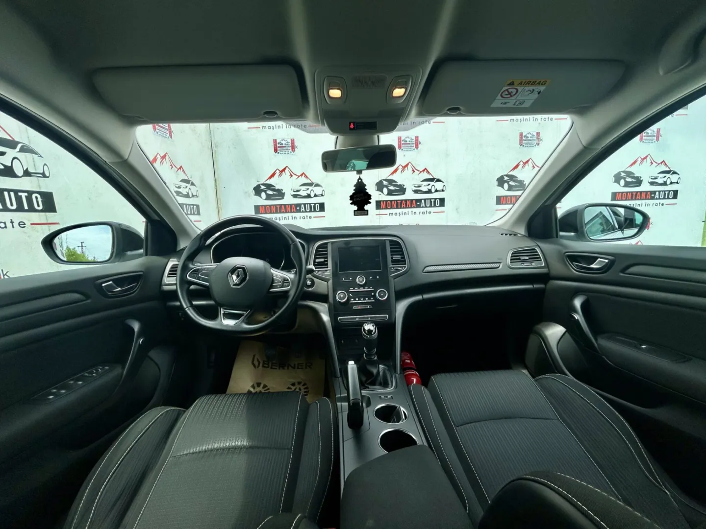 Cumpara/ Vinde online Renault Megane 2018 SH, la cel mai bun pret pentru tine!