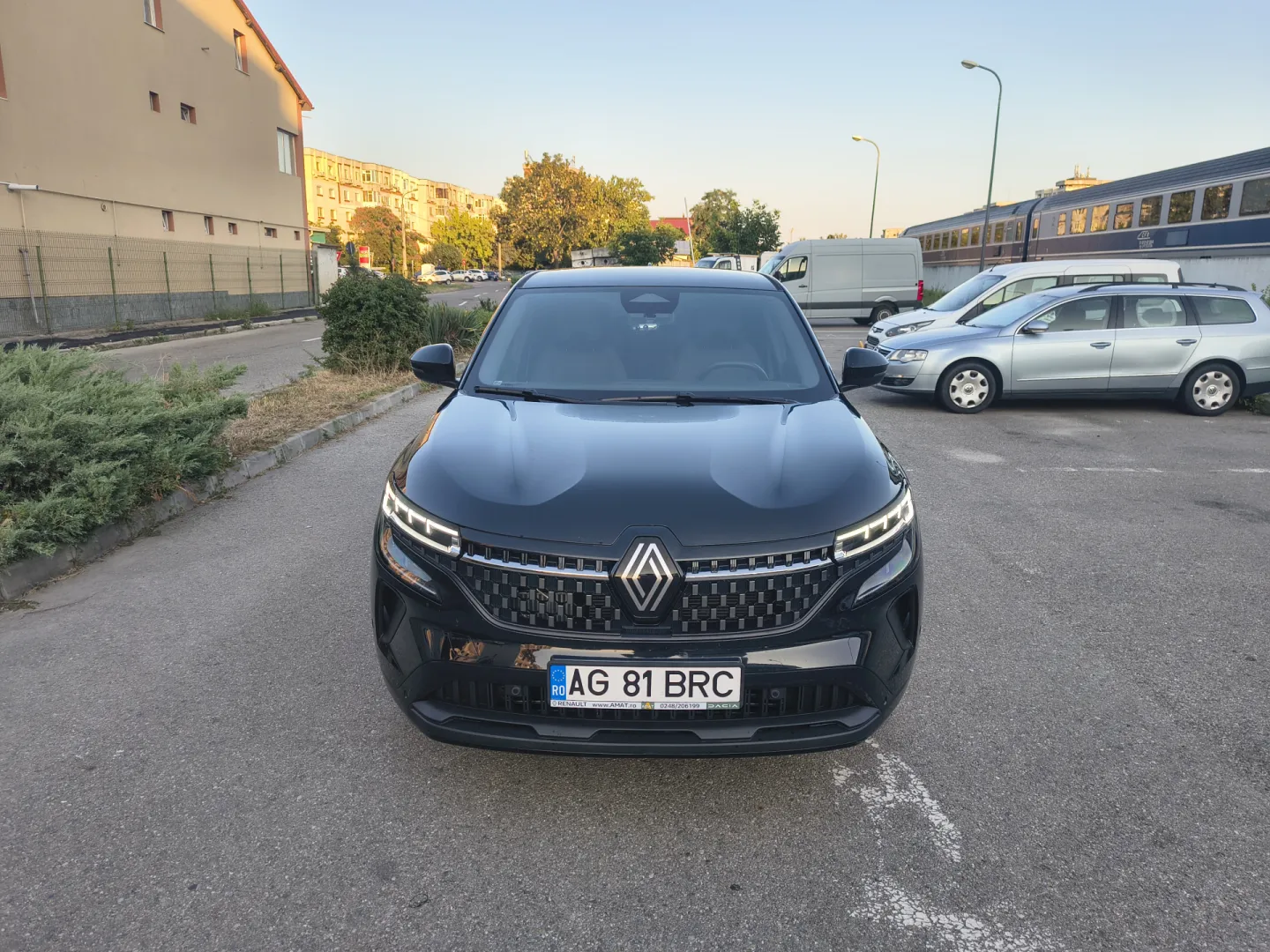 Cumpara/ Vinde online Renault Austral 2023 SH, la cel mai bun pret pentru tine!