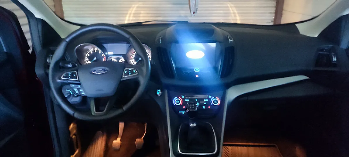 Cumpără / Vinde Ford Kuga 2017 SH, la cel mai bun pret pentru tine!