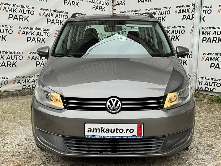 Cumpără / Vinde Volkswagen Touran 2010 SH, la cel mai bun pret pentru tine!