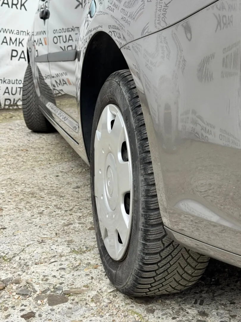 Cumpara/ Vinde online Volkswagen Touran 2010 SH, la cel mai bun pret pentru tine!