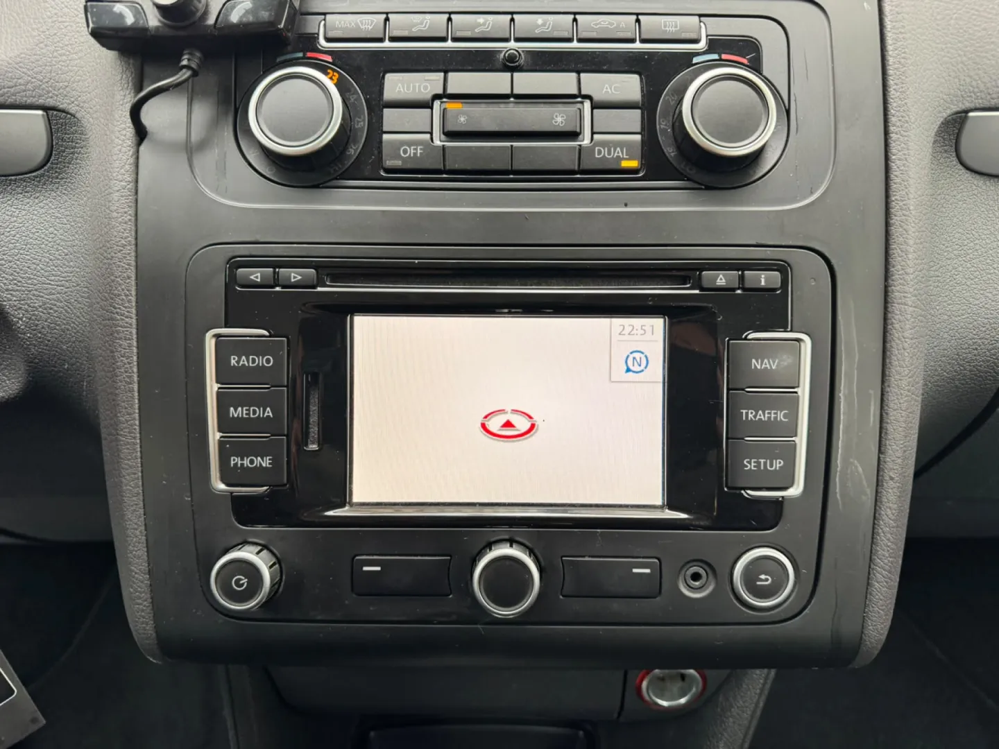 Cumpara/ Vinde online Volkswagen Touran 2010 SH, la cel mai bun pret pentru tine!
