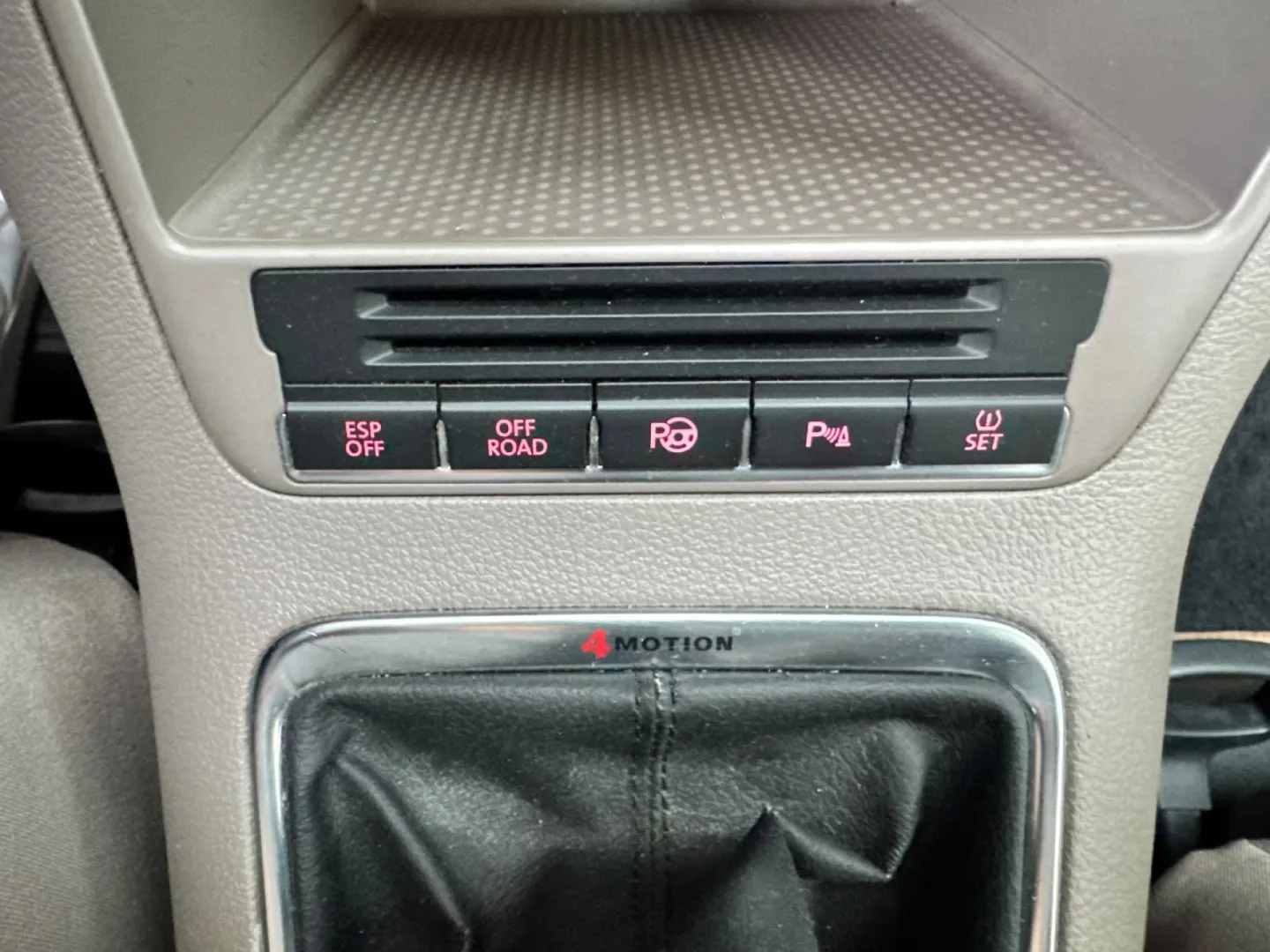 Cumpara/ Vinde online Volkswagen Tiguan 2008 SH, la cel mai bun pret pentru tine!