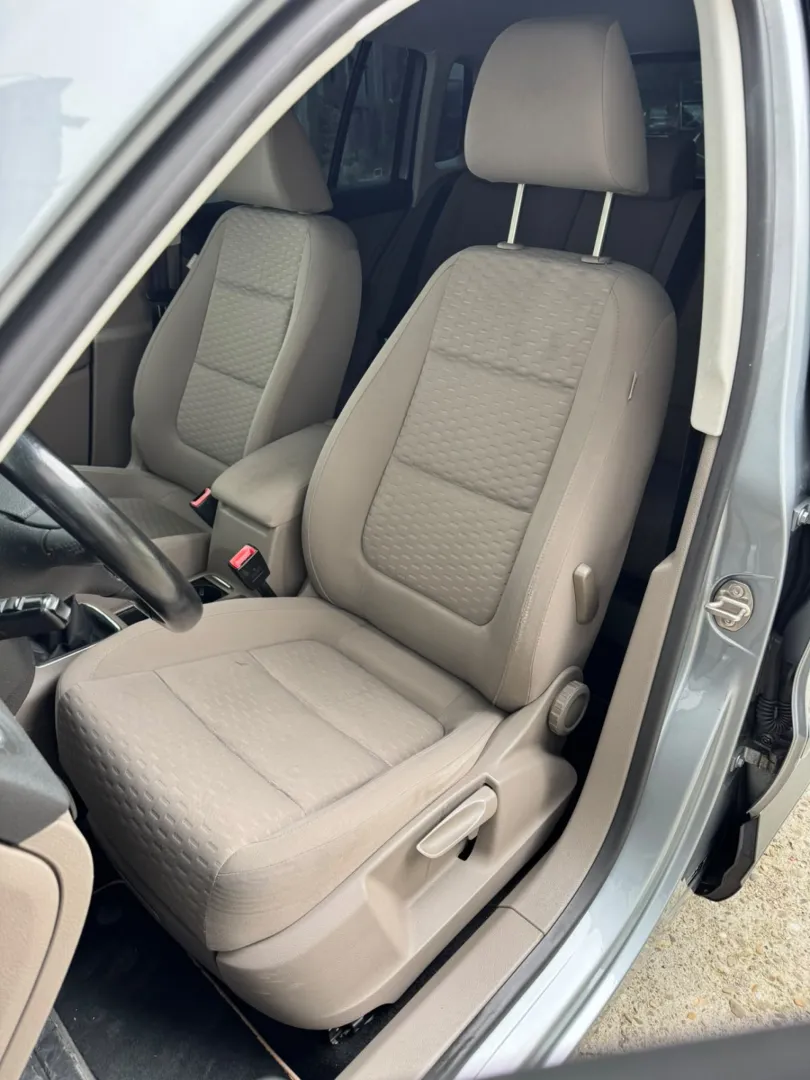 Cumpara/ Vinde online Volkswagen Tiguan 2008 SH, la cel mai bun pret pentru tine!
