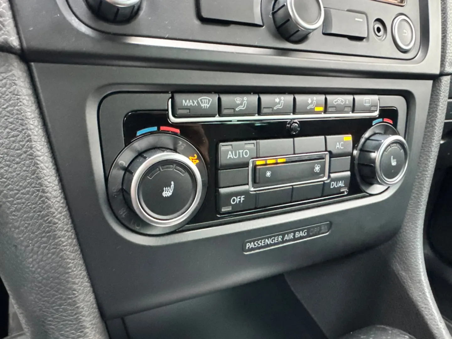 Cumpara/ Vinde online Volkswagen Golf 2010 SH, la cel mai bun pret pentru tine!
