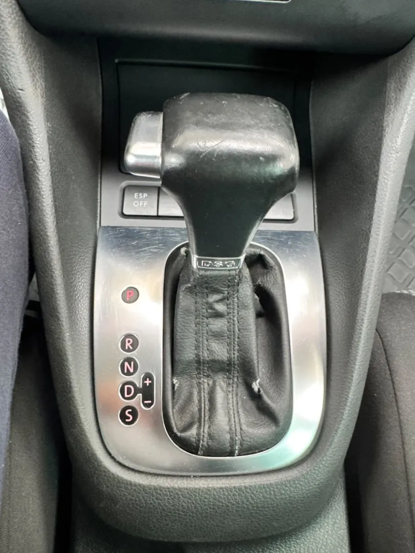 Cumpara/ Vinde online Volkswagen Golf 2010 SH, la cel mai bun pret pentru tine!