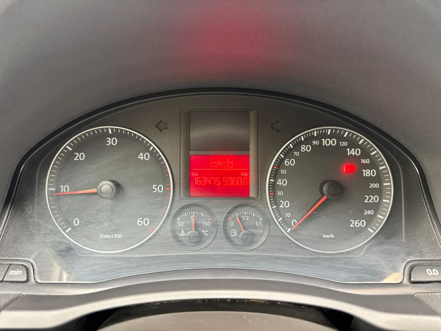Cumpara/ Vinde online Volkswagen Golf 2004 SH, la cel mai bun pret pentru tine!