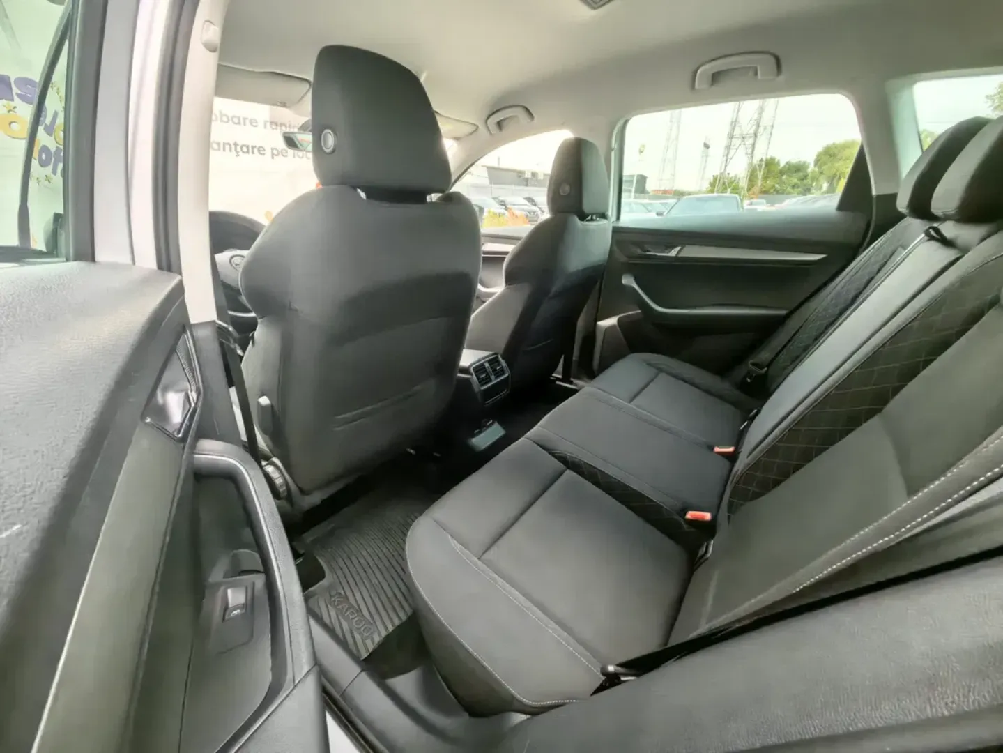 Cumpara/ Vinde online Skoda Karoq 2020 SH, la cel mai bun pret pentru tine!