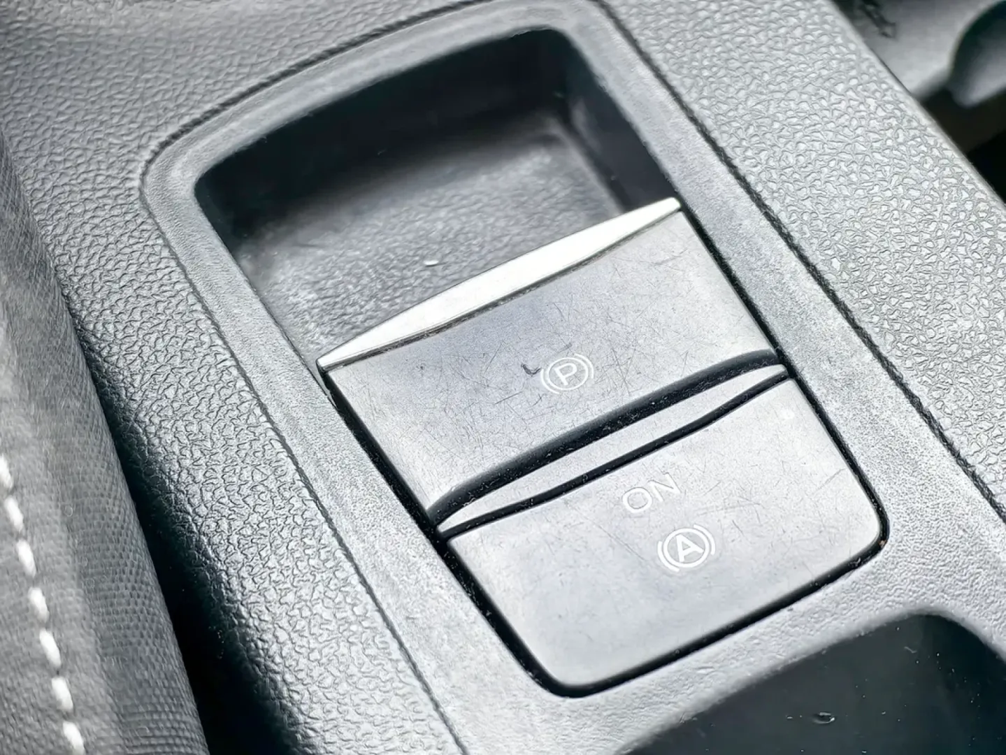 Cumpara/ Vinde online Ford Focus 2020 SH, la cel mai bun pret pentru tine!