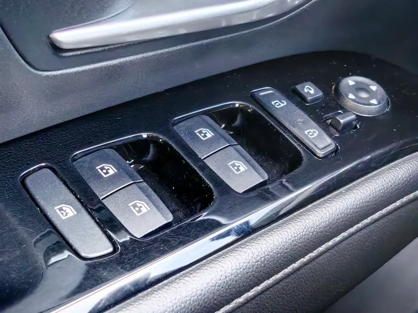 Cumpara/ Vinde online Hyundai Tucson 2022 SH, la cel mai bun pret pentru tine!