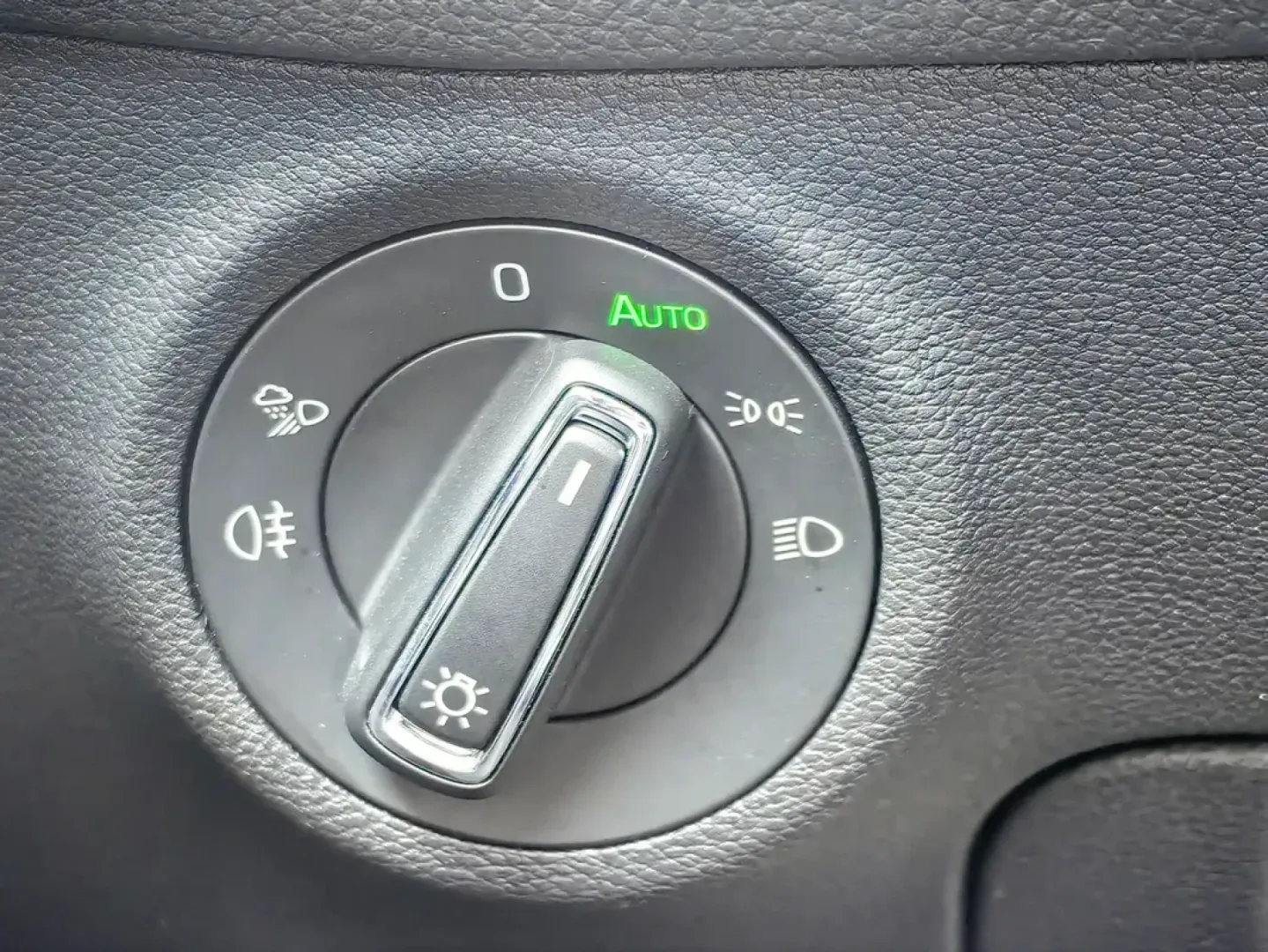 Cumpara/ Vinde online Skoda Kodiaq 2023 SH, la cel mai bun pret pentru tine!