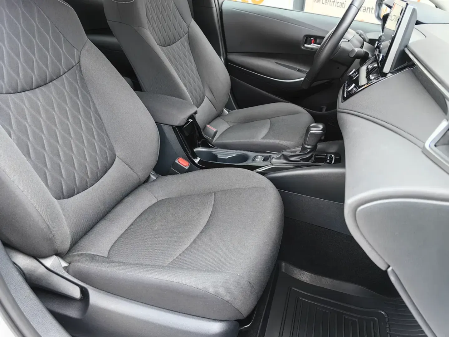 Cumpara/ Vinde online Toyota Corolla 2022 SH, la cel mai bun pret pentru tine!