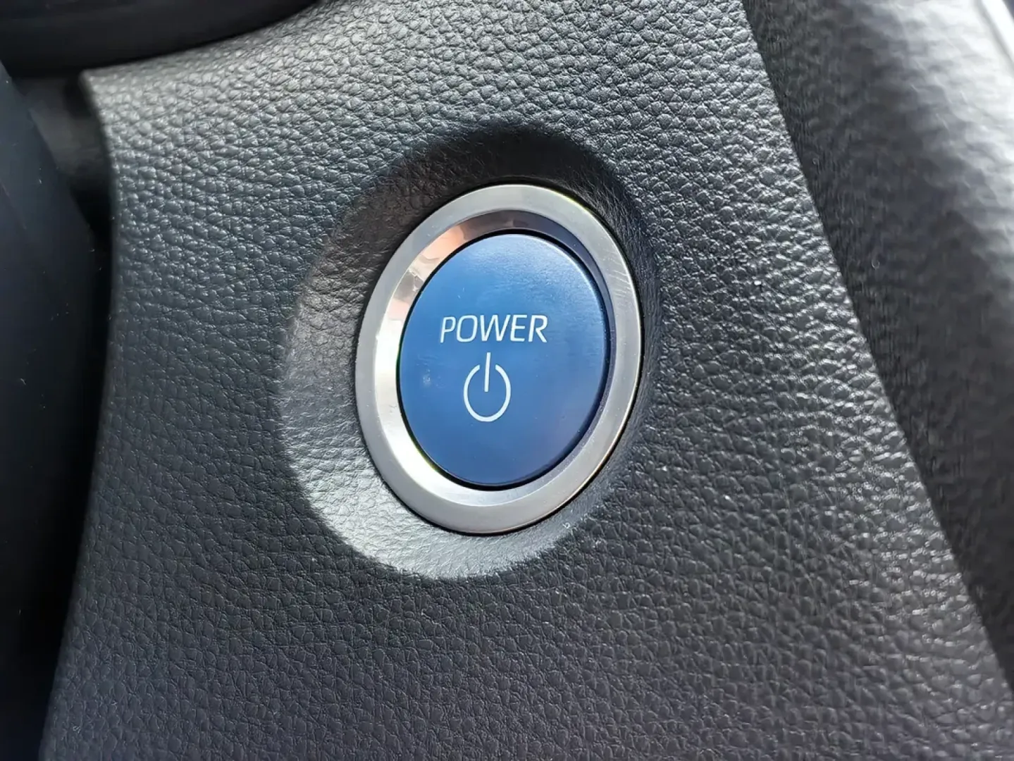 Cumpara/ Vinde online Toyota Corolla 2022 SH, la cel mai bun pret pentru tine!
