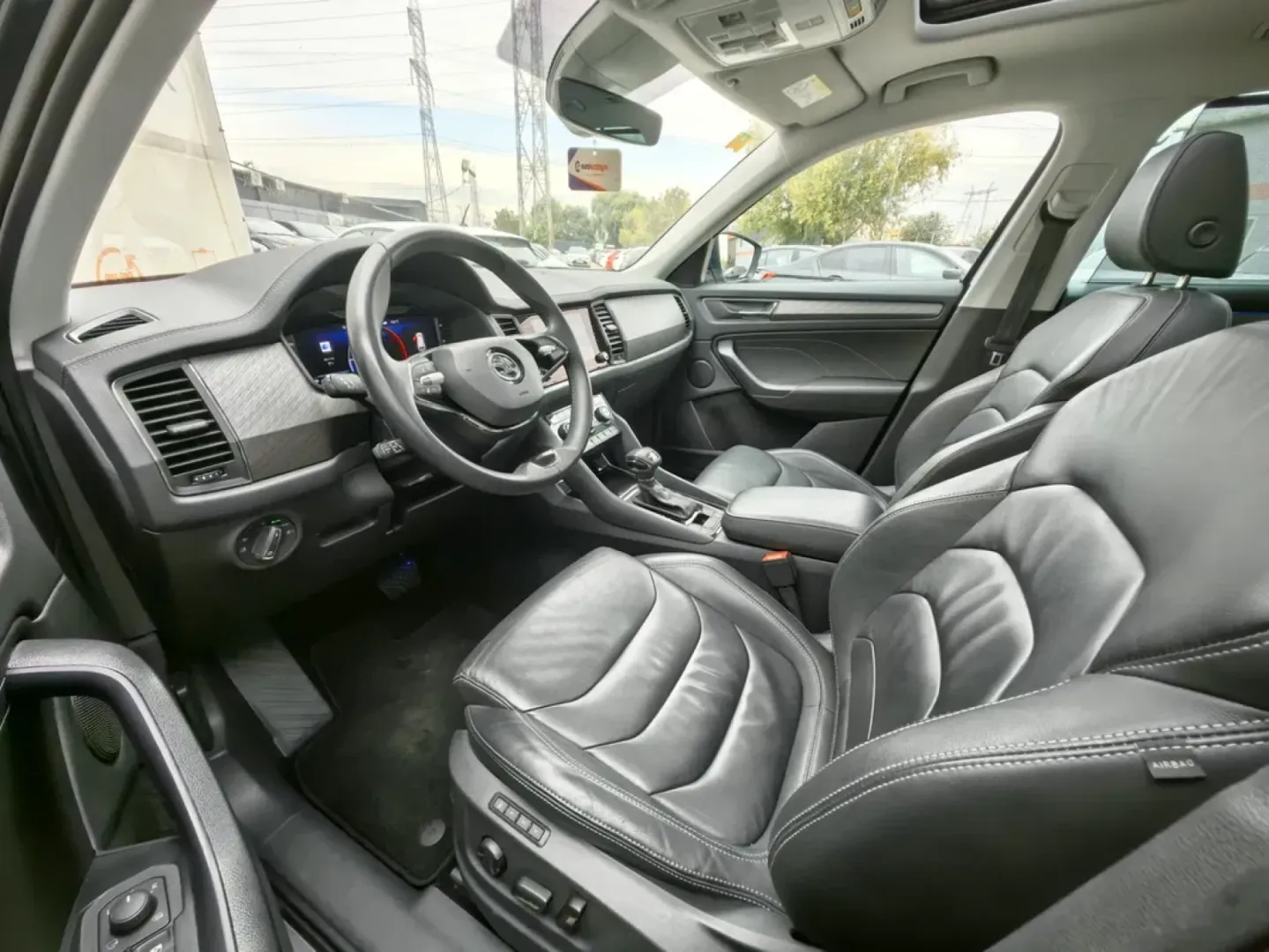 Cumpara/ Vinde online Skoda Kodiaq 2023 SH, la cel mai bun pret pentru tine!