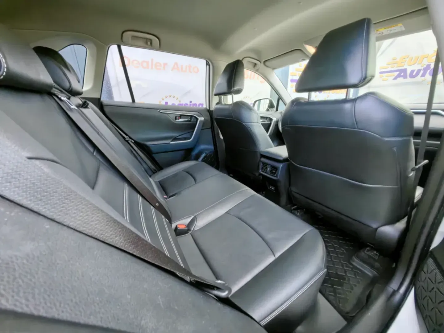 Cumpara/ Vinde online Toyota RAV 4 2021 SH, la cel mai bun pret pentru tine!