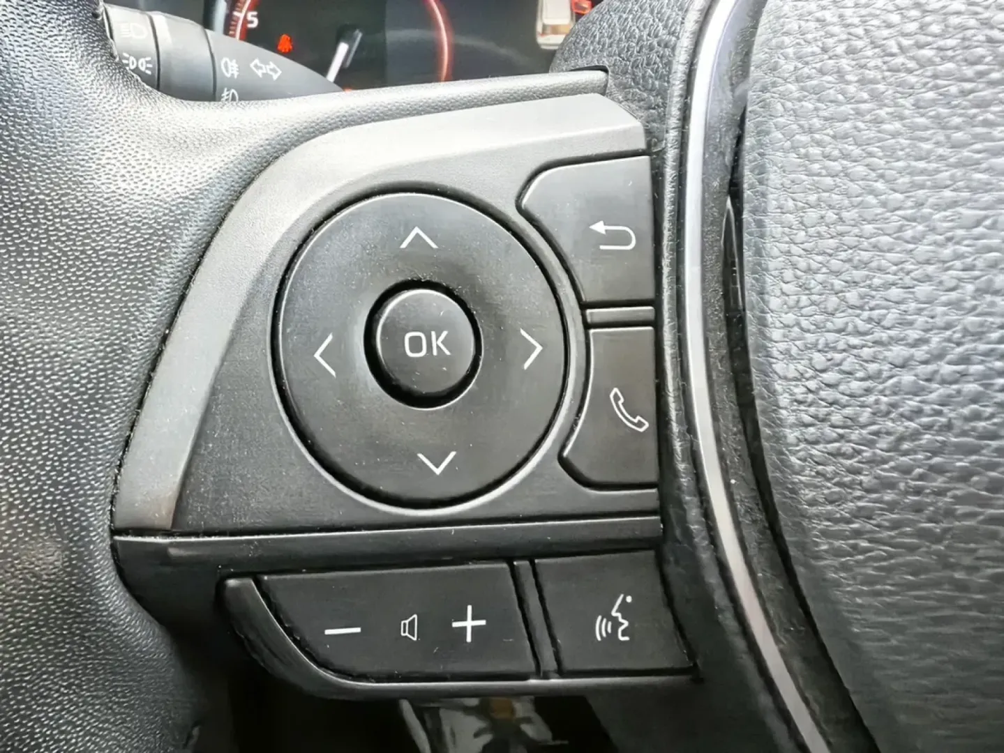 Cumpara/ Vinde online Toyota RAV 4 2021 SH, la cel mai bun pret pentru tine!