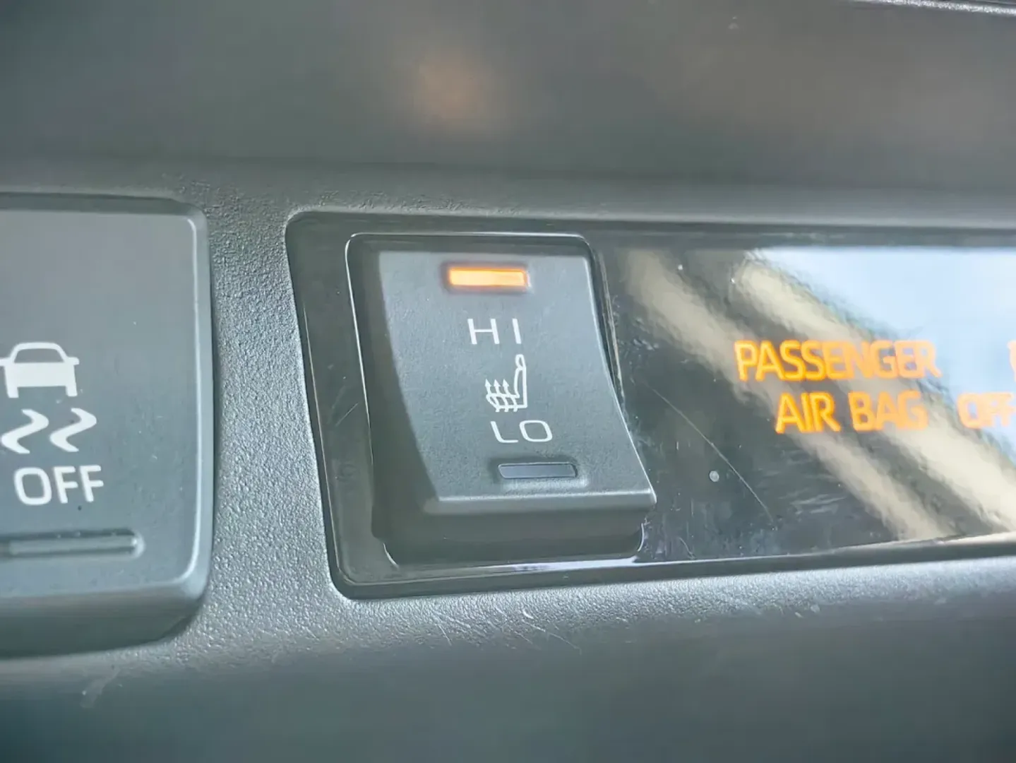 Cumpara/ Vinde online Toyota RAV 4 2021 SH, la cel mai bun pret pentru tine!