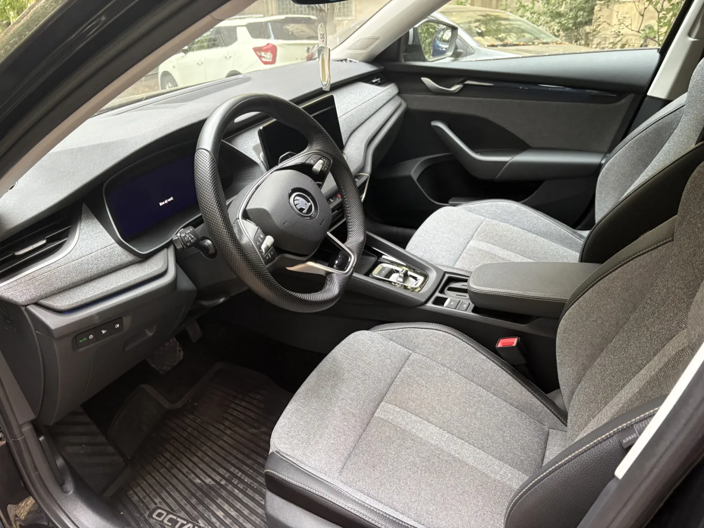 Cumpara/ Vinde online Skoda Octavia 2024 SH, la cel mai bun pret pentru tine!